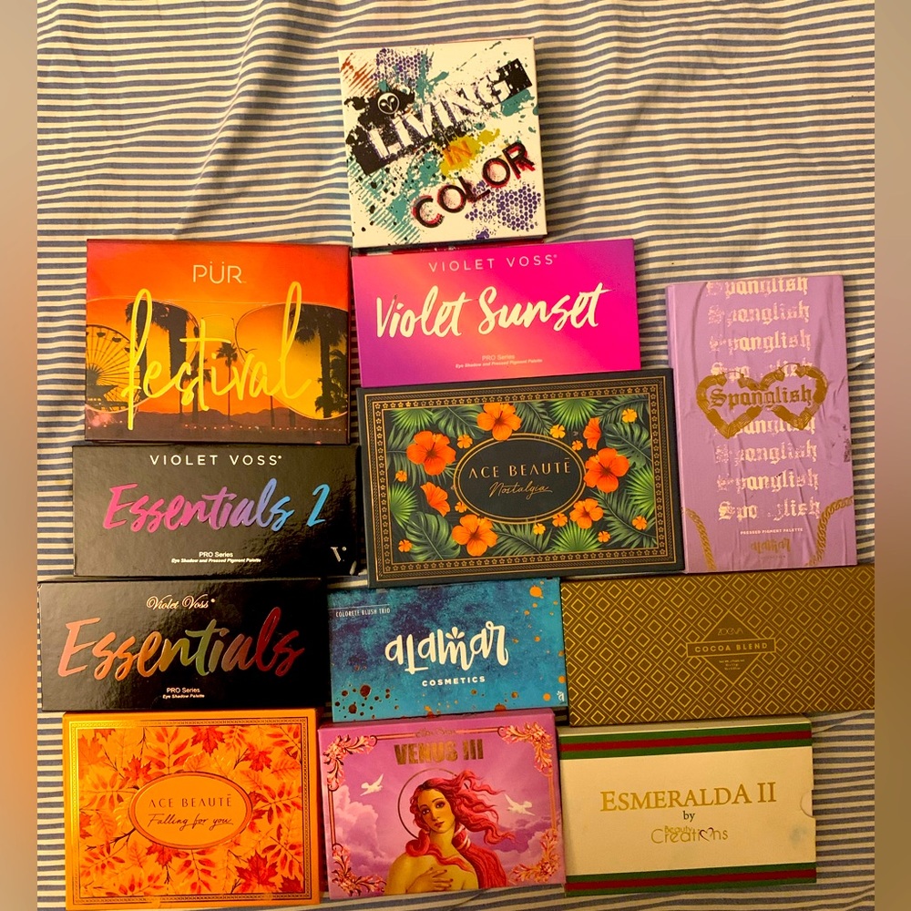 Eyeshadow bundle!!! Pick any 2!! 2/60$